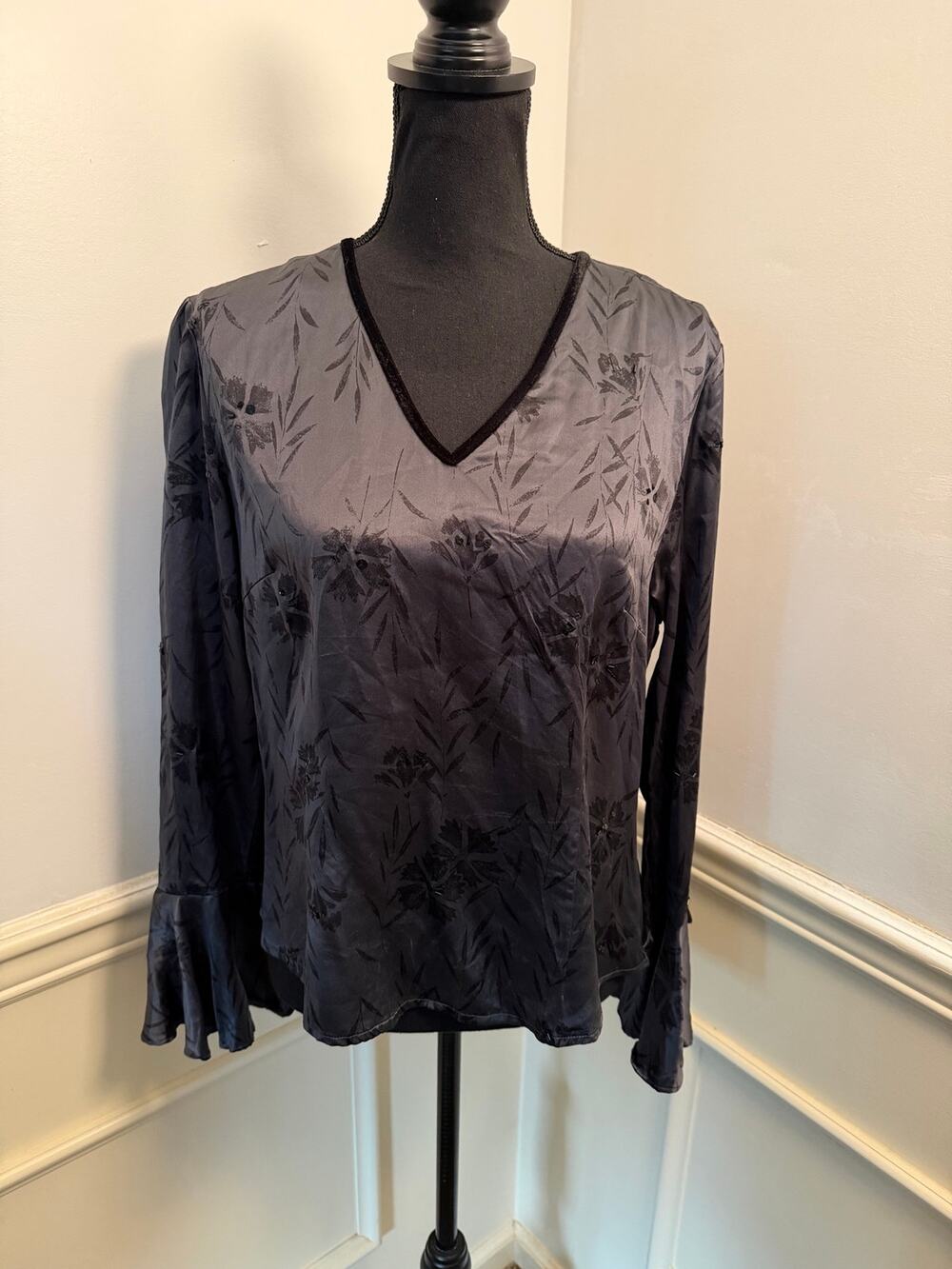 Kenar 100% Silk Beaded Velvet Accent Blouse Black Elegant Long Sleeve Floral